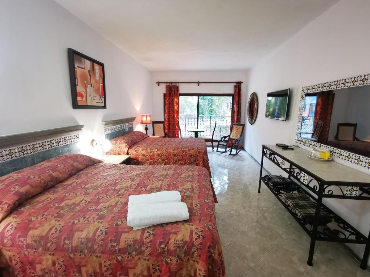 Hotel Doralba Inn Mérida Exteriör bild