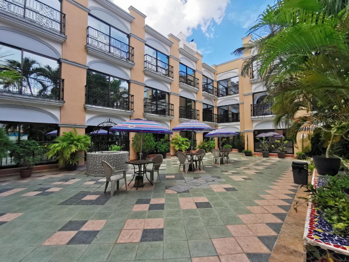 Hotel Doralba Inn Mérida Exteriör bild