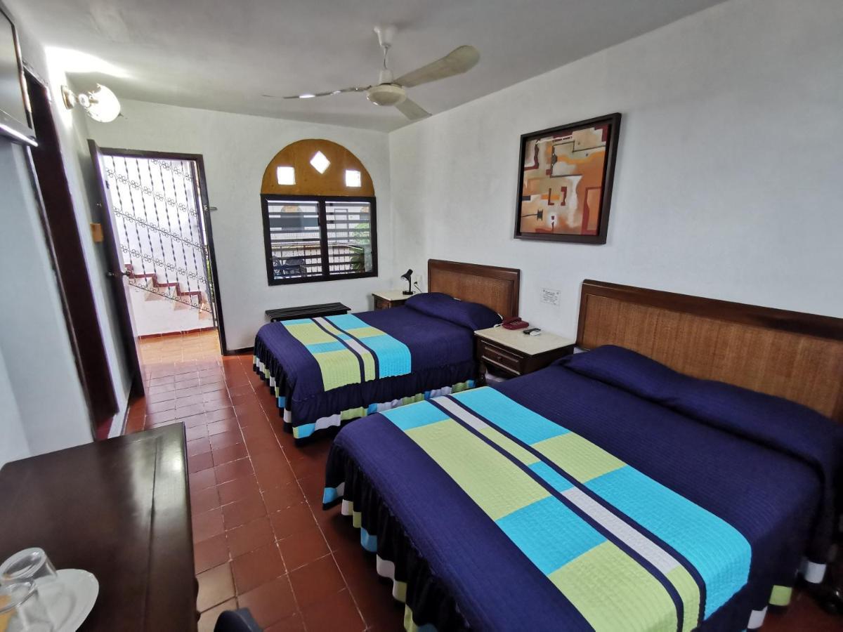 Hotel Doralba Inn Mérida Exteriör bild