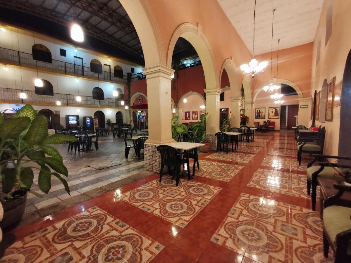 Hotel Doralba Inn Mérida Exteriör bild