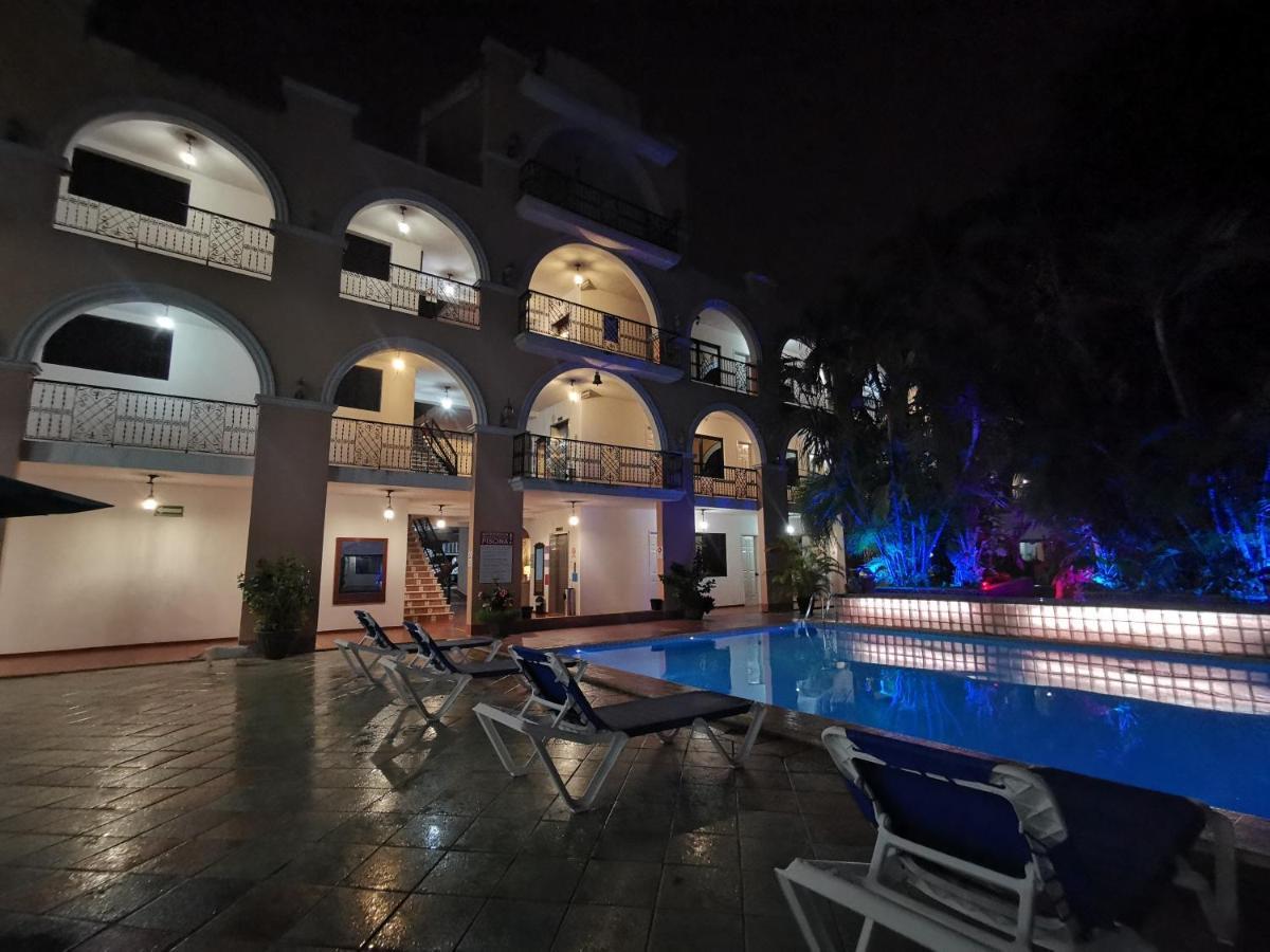 Hotel Doralba Inn Mérida Exteriör bild